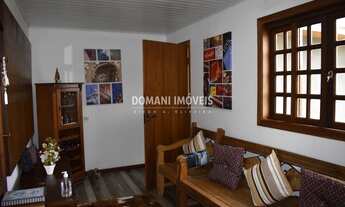 Imagem 7: Casa à Venda com Preço de Oportunidade na Região da Abernéssia - Campos do Jordão/SP