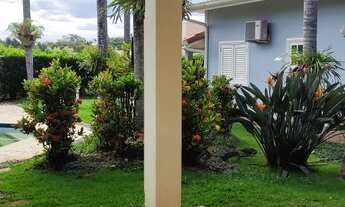 Imagem 6: Casa de condomínio térrea para venda possui 455 metros quadrados com 5 quartos