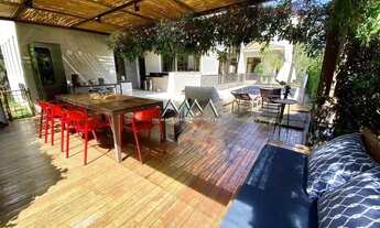 Imagem 6: Casa á Venda no Condomínio Vila Del Rey com 4 Suítes 500m² de área construída e 1.000m² d