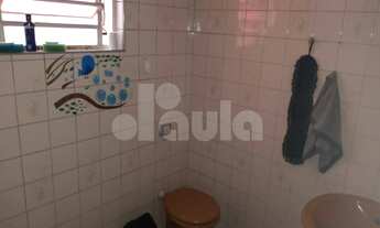 Imagem 4: Sobrado 157 m² 3 Dormitórios sendo 1 suíte Banheiros 2 Vagas Portão Automático