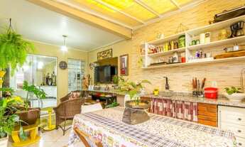 Imagem 4: Apartamento 2 Dormitórios Pátio Privativo Cachoeirinha no Bairro Vista Alegre!