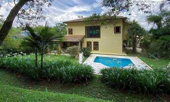 Imagem 2: Cond. Aldeia da Fazendinha - 2 lotes, 3 suítes, piscina e jardim!