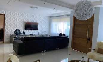 Imagem 5: Lindo Sobrado para venda possui 406 metros quadrados com 4 quartos