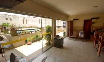 Imagem 5: Sobrado para venda possui 256 metros quadrados com 3 quartos em Parque Via Norte - Campina