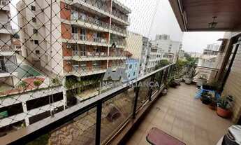 Imagem 2: Amplo apartamento de frente com 2 vagas e varandão perto da praça Vanhargem!