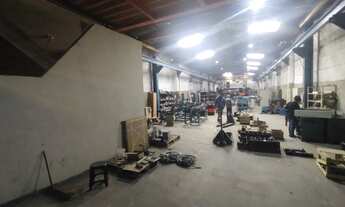 Imagem 7: Galpão com 4 pontes rolantes