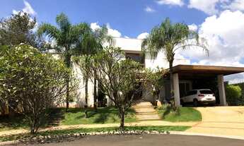 Imagem 2: Casa em condomínio com 04 dormitórios sendo 02 suítes