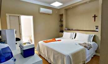 Imagem 4: Casa com 3 dorm., piscina com hidromassagem, no Jardim Bongiovani, em P. Prudente, SP