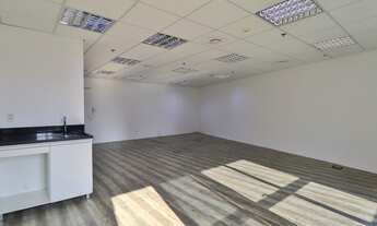 Imagem 3: Sala/Conjunto para aluguel e venda com 66 metros quadrados