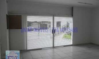 Imagem 3: Térrea para venda possui 290 metros quadrados com 3 quartos