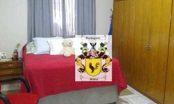 Imagem 5: Excelente Casa Térrea com Casa nos fundos - 02 vagas de garagem - ótima casa para investid