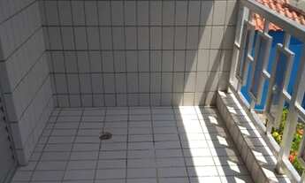 Imagem 6: Apto de 2 dormitórioss com sacada, 1 andar, 150m do mar, aceita financiamento bancário