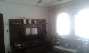 Imagem 7: Térrea para venda possui 210 metros quadrados com 3 quartos