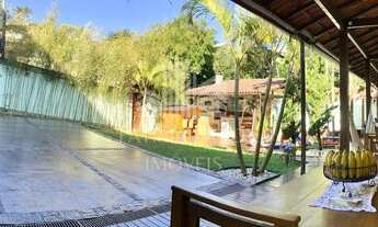 Imagem 3: Casa alto padrão em localização privilegiada