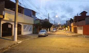 Imagem 4: Sobrado para venda ou PERMUTA, possui 195 metros quadrados com 3 quartos