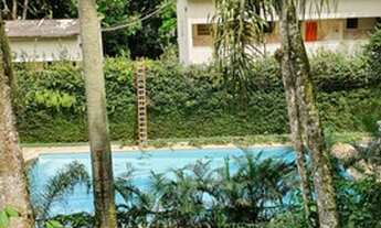 Imagem 4: Aconchegante casa com muito verde Pertinho do Shopping FashionMall Um lugar diferenciado d