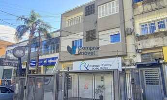 Imagem 3: Apartamento térreo com 2 dormitórios e pátio no bairro Petrópolis