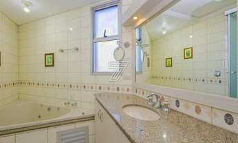 Imagem 3: Cobertura para venda possui 193 metros quadrados com 4 quartos em Bigorrilho - Curitiba