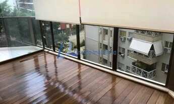 Imagem 2: Gávea - Varanda - Original 3 quartos (1 suíte com closet) - Copa-cozinha planejada - Depen