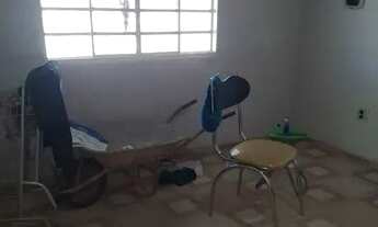 Imagem 7: QNP 16 casa desocupada