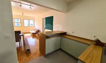 Imagem: Itaim Bibi semi mobiliado