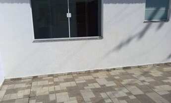 Imagem 2: Linda casa com 241 metros de terreno