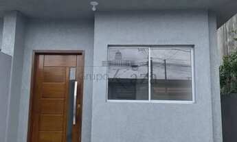 Imagem 4: Casa para venda possui 64 metros quadrados com 2 quartos