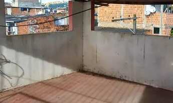 Imagem 2: Casa 2 anda terreno e um comércio