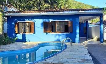 Imagem: Casa com 4 dormitórios a 360 metros do