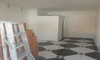 Imagem: 01 sala com 15m², 01 WC e independente