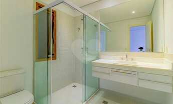 Imagem 7: Apartamento para aluguel e venda tem 242 metros quadrados com 3 quartos