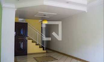 Imagem 3: Casa para Aluguel - Campestre, 5 Quartos, 320 m2