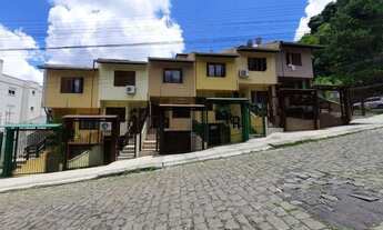 Imagem: Sobrado triplex semimobiliado com 2 dormitórios