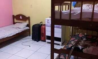 Imagem 4: Casa no bairro infraero 2, não possui quintal, garagem coberta pra 1 carro, toda murada