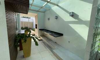 Imagem 6: Casa de condomínio sobrado para venda tem 250 metros quadrados com 4 quartos