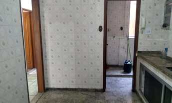 Imagem 2: Amplo apartamento em Vista Alegre