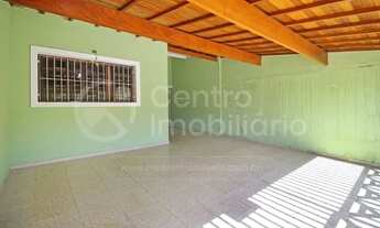 Imagem 2: CASA à venda com 2 quartos em Peruíbe, no bairro Balneario Sao Joao Batista