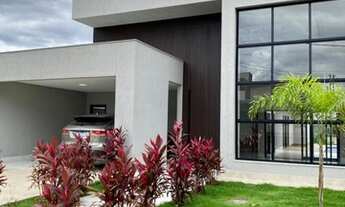 Imagem 3: Casa de condomínio térrea para venda possui 455 metros quadrados com 3 quartos