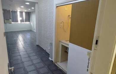 Imagem 4: Imóvel comercial para aluguel tem 21 metros quadrados com 1 quarto