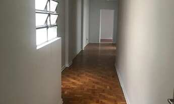 Imagem 2: Teodoro Sampaio, ao lado do metrô