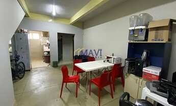 Imagem 6: Galpão com 2 Frentes (Avenida Rio Verde e para a rua de trás)