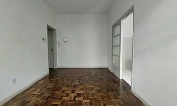 Imagem 2: Apartamento térreo com área externa