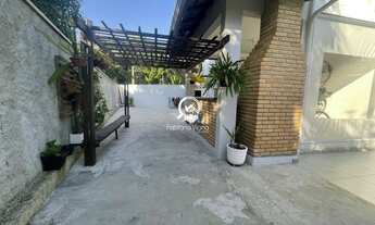 Imagem 3: Lindo sobrado isolado a venda com 3 quartos sendo 1 suíte, terreno de 205 m², amplo quinta