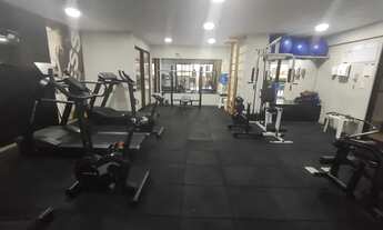 Imagem 2: ALUGO 2/4 completo de lazer e armários