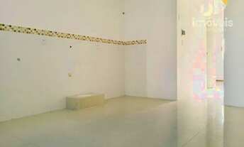 Imagem 2: Apartamento com 2 dormitórios para alugar, 45 m² por R$ 950/mês no Porto em Pelotas/RS