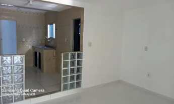 Imagem 3: Casa para aluguel tem 40 metros quadrados com 2 quartos em Campo Grande - Rio de Janeiro