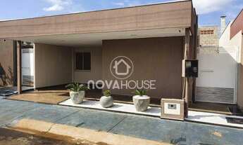 Imagem 3: CASA COM PLANEJADOS E ENERGIA SOLAR