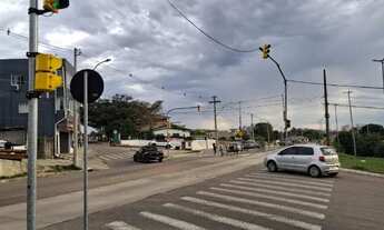 Imagem 2: Casa no Bairro Cristal, COMERCIAL ou Residencial - ESQUINA 230 m2 - EIXO COMERCIAL