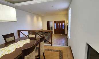 Imagem 14: Casa para venda em Jardim Europa com 4 quartos, sendo 1 suíte , 220m²