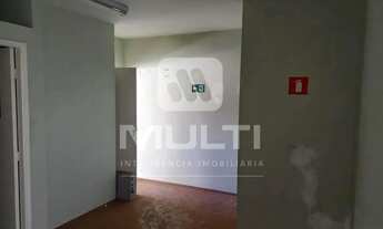 Imagem 7: Sala - CENTRO Galpão / depósito com aluguel por R$3.000 /mês